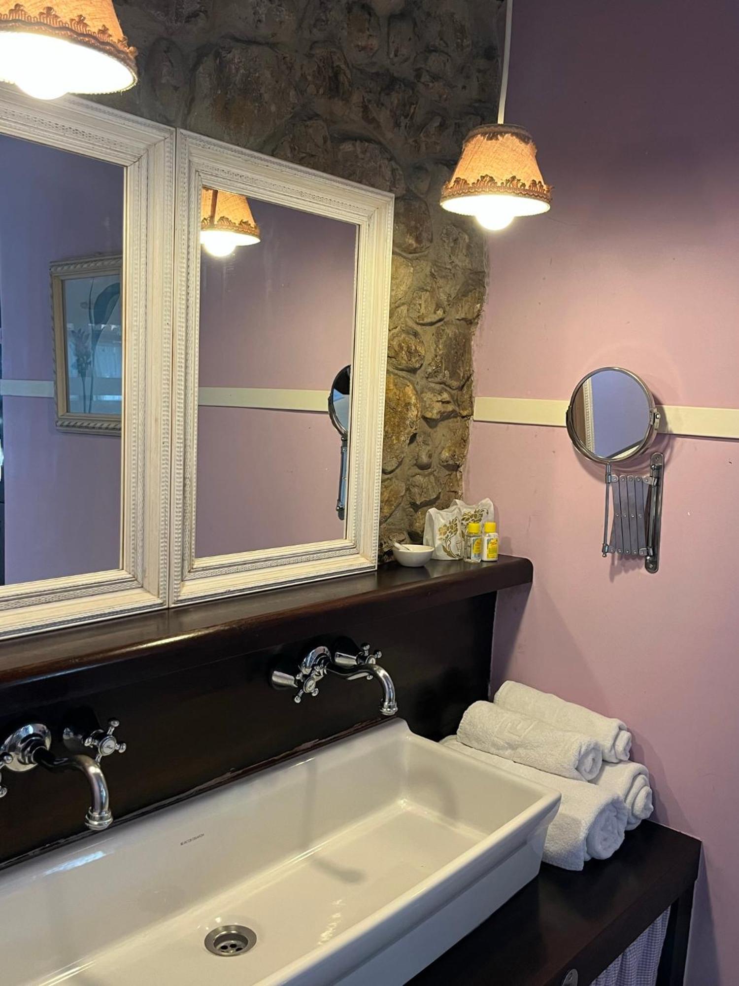 La Casona De Suesa Hotel Eksteriør billede