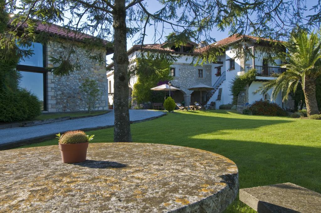 La Casona De Suesa Hotel Eksteriør billede
